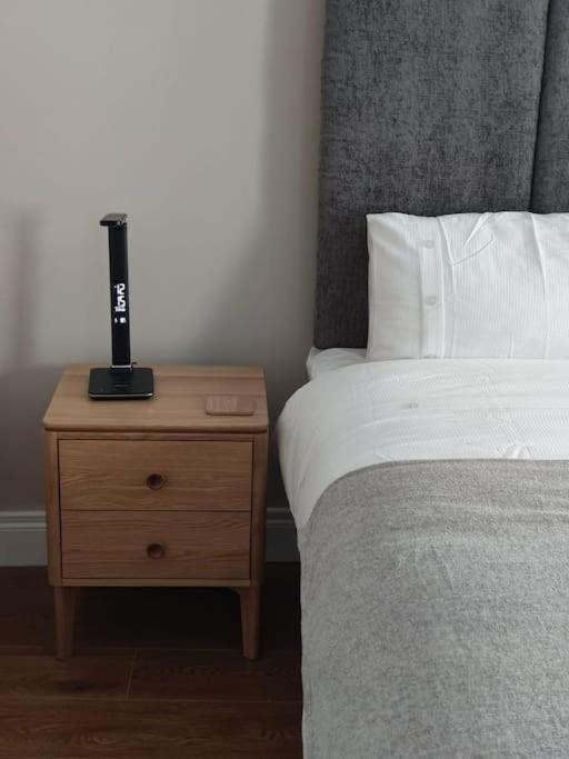 Blacklion Prime Location Apartment Esterno foto