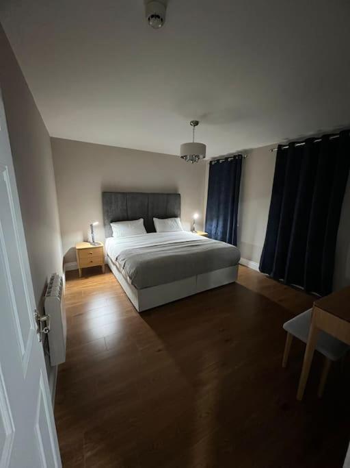 Blacklion Prime Location Apartment Esterno foto