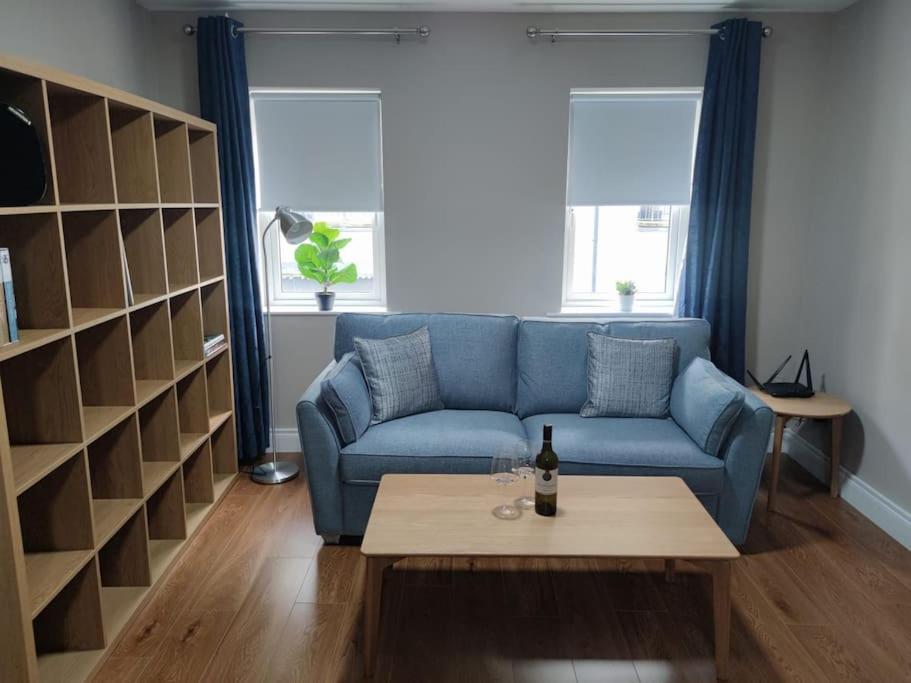 Blacklion Prime Location Apartment Esterno foto